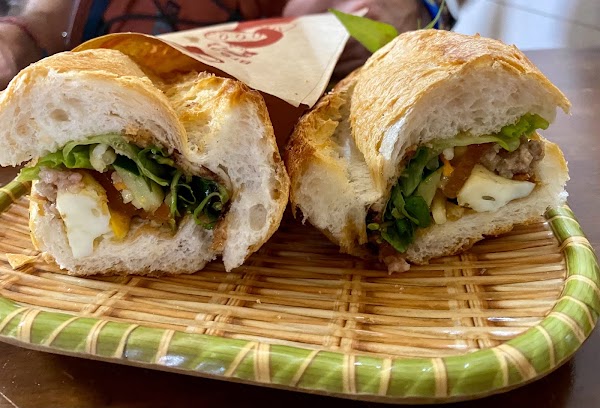 Bánh Mì Sum 5