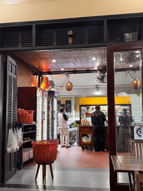 Bánh Mì Sum 2