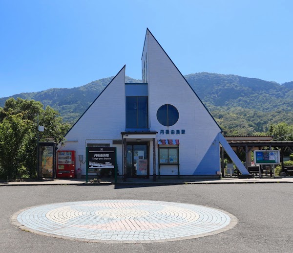 Tango-Yura Station