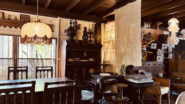 Bird Forest Antique Tea Shop 1