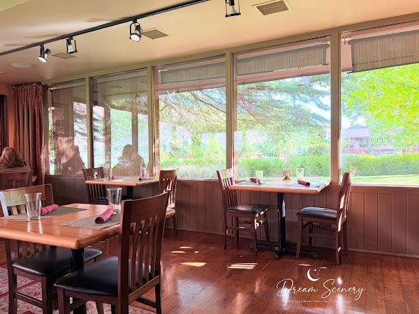 King's Landing Bistro 2