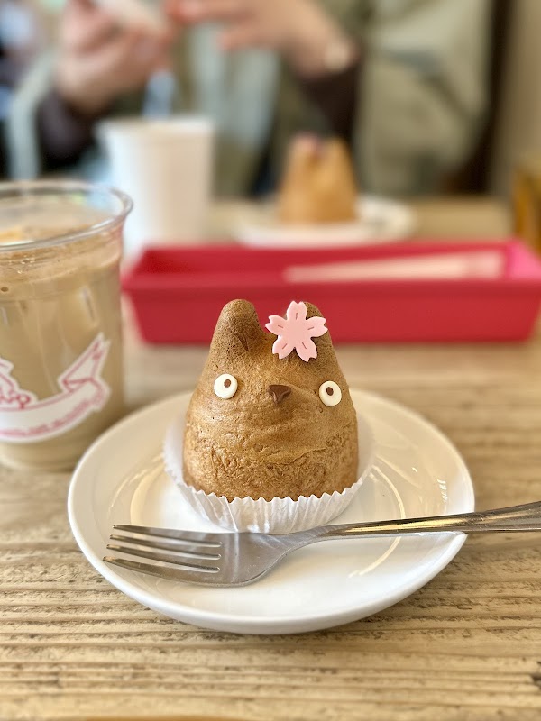 Shiro-Hige’s Cream Puff Factory 4