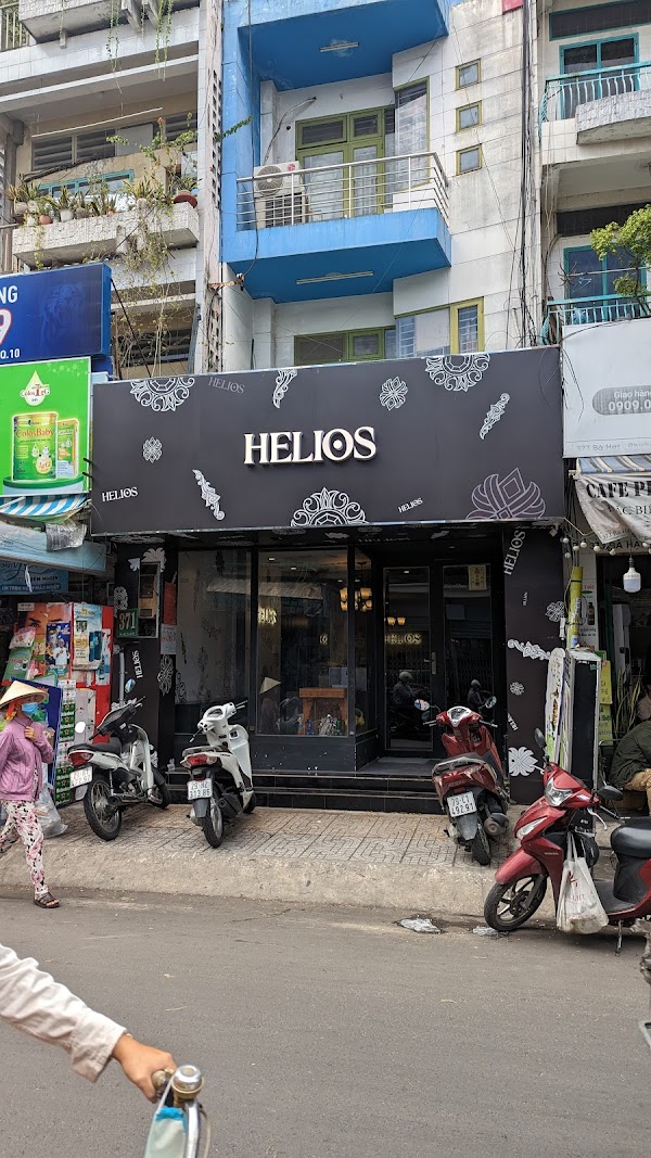 Helios Bà Hạt