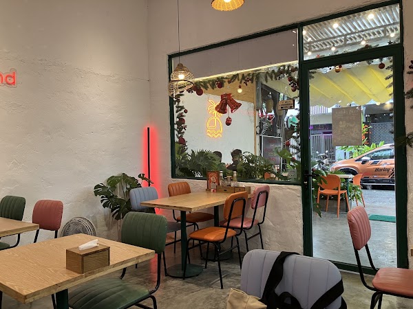 Palmtree Society Brunch & Bistro 3
