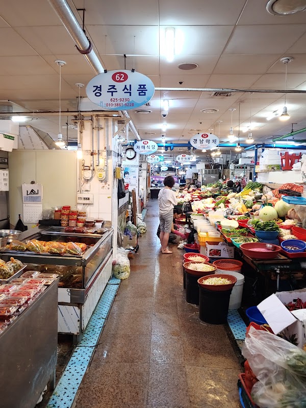 Namcheon Seaside Market 5