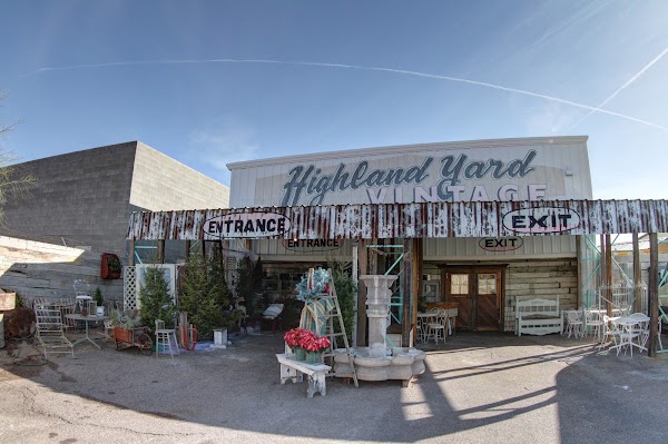 Highland Yard Vintage