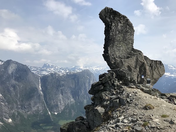 Mount Mannen 1