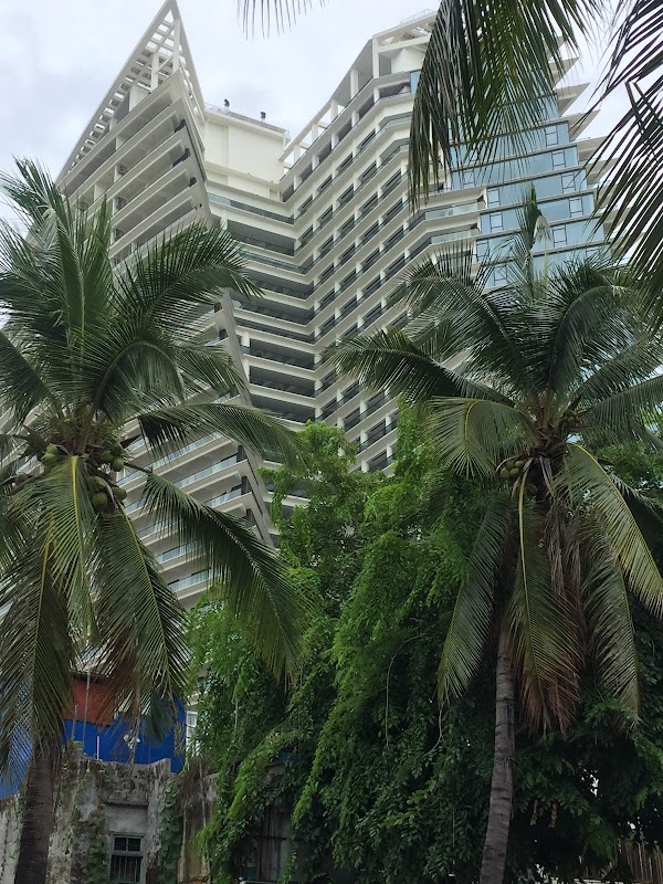 Sanya Golden Phoenix Sea View Hotel