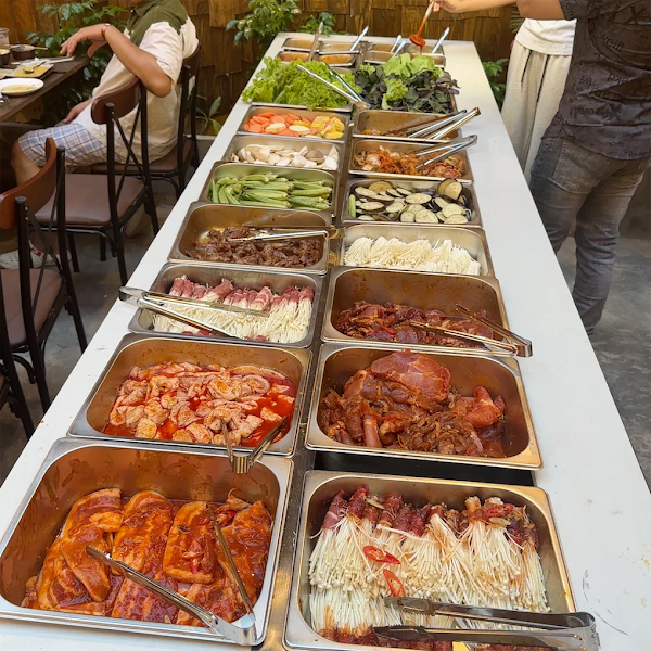 Lala Buffet 4