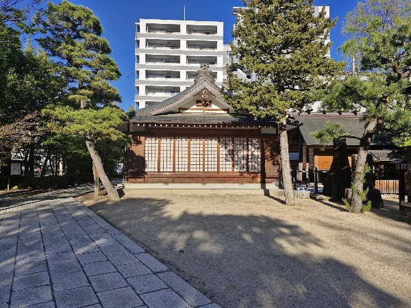 Yohashira-jinja Shrine 5