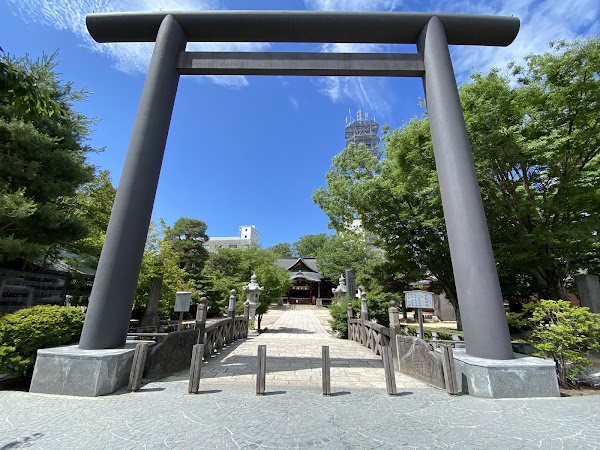 Yohashira-jinja Shrine 3