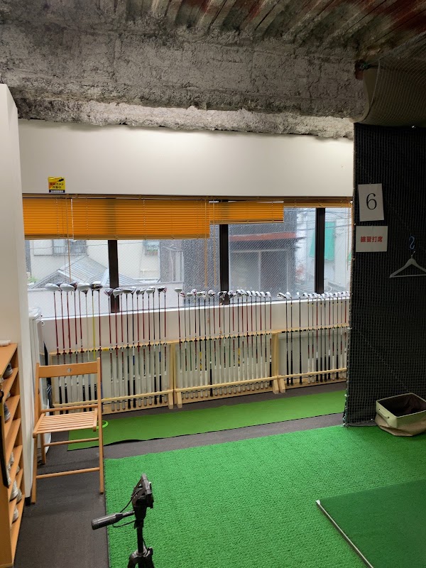 Sangenjaya Ekimae Golf Club 4