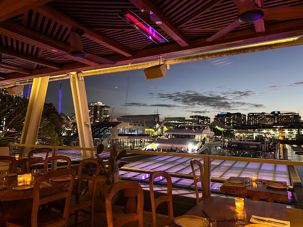 Alegre Bar and Dining 6