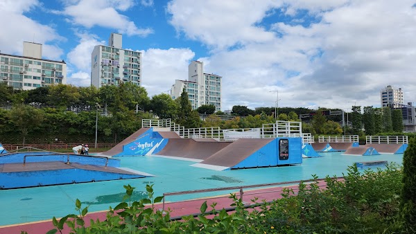 Ttukseom X-Game Area