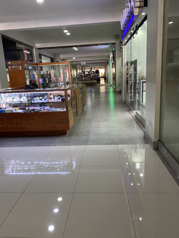 Bella Terra Mall 2