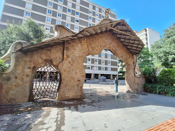 Portal Miralles 4
