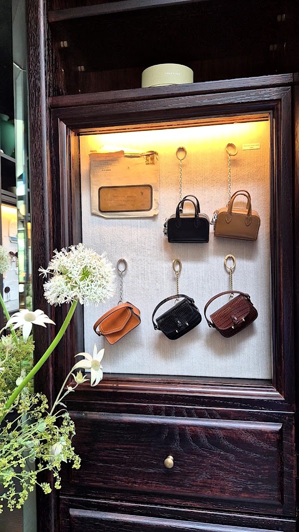 CABINET & Co. by TOUT Y EST 3