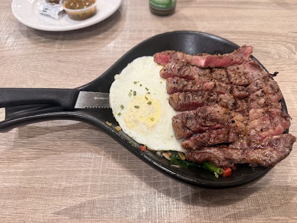 Egg House Cafe 4