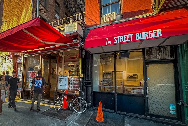7th Street Burger East Village 4