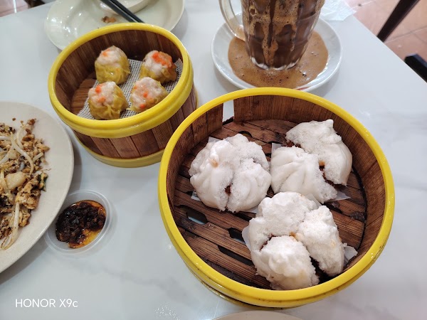 RESTORAN ONGGI DIMSUM 王家点心茶楼 5