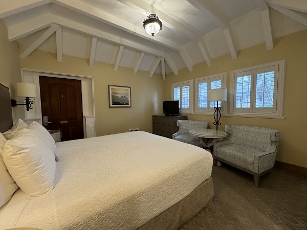 The Normandy Inn 5