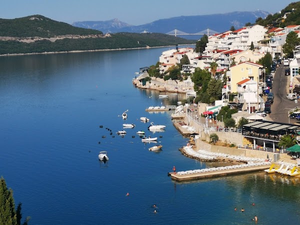 Neum 4