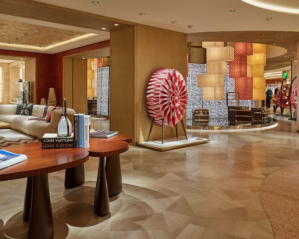 LV The Place Seoul, Shinsegae The Reserve