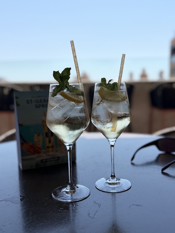 The Rooftop at Sir Victor 4