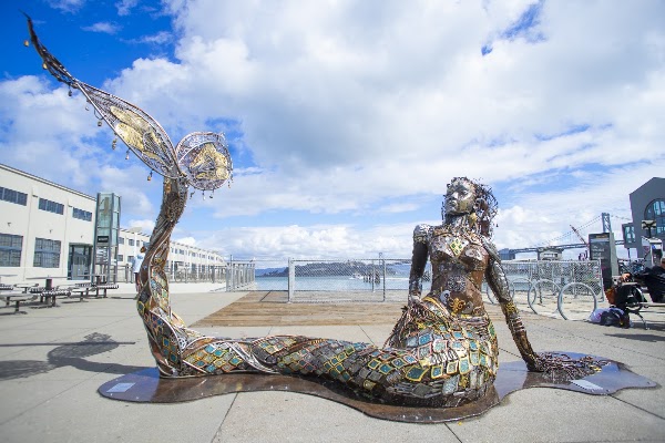 The runner sculpture