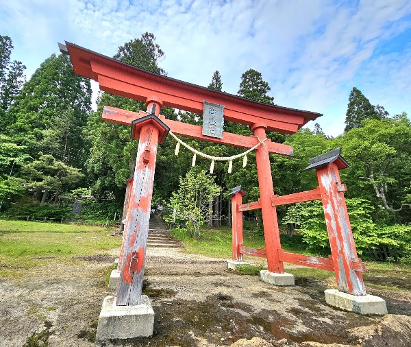 Gozanoishi jinja Shrine 4