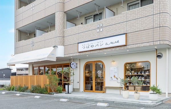 美瑛小麦の食パン専門店つばめパン&Milk 志段味店 1