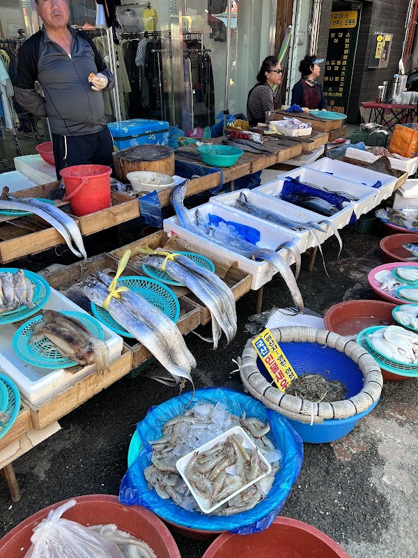 Gongju Sansung Traditional Market 2
