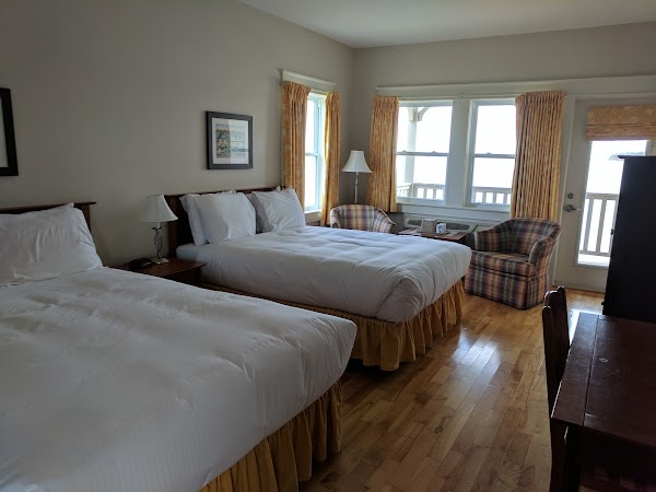 Northport Pier Inn 5
