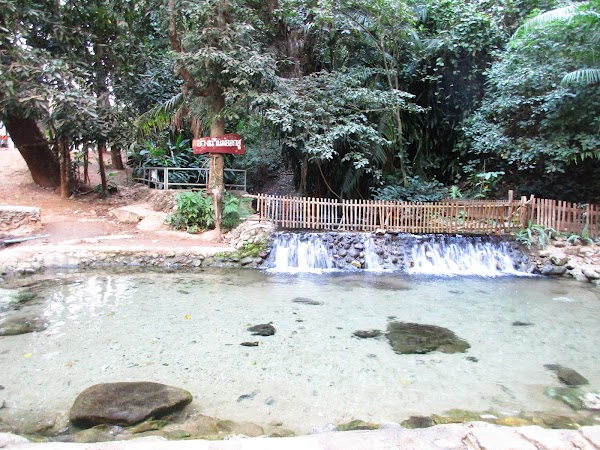 น้ำออกฮู Mae Ok Hu: Freshwater Spring Pool
