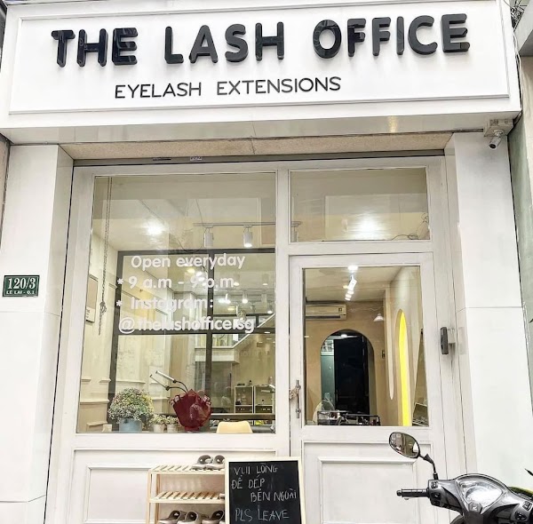 The Lash Office - Brows - Lashes - Nails 1