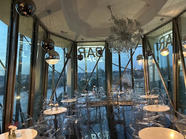 Glass Bar