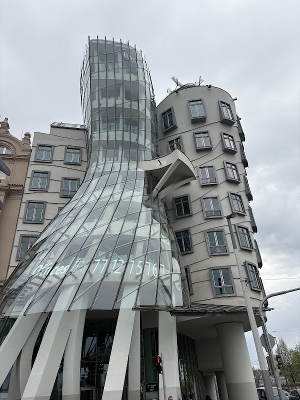 Glass Bar 3