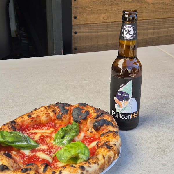 Pizzeria Carlino's 4