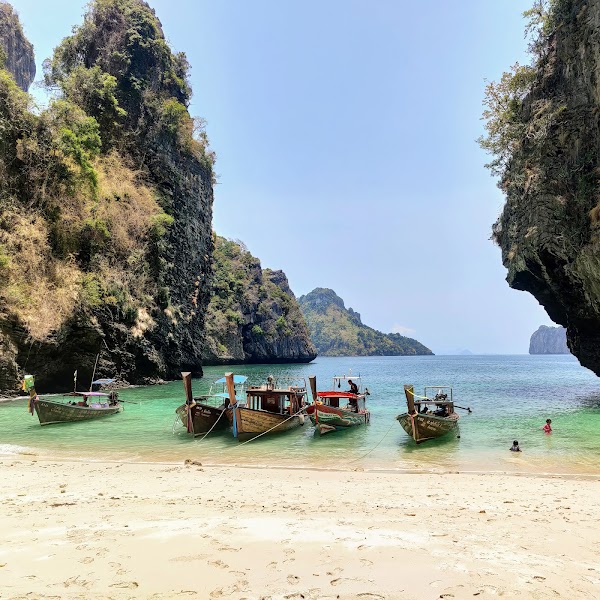 Secret Beach - Poda Island