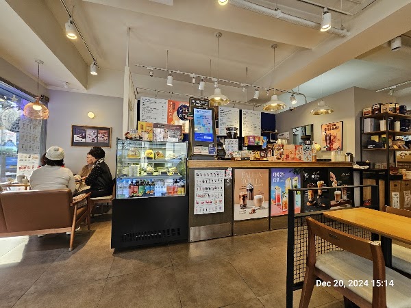 Ediya Coffee Bank of Korea 3