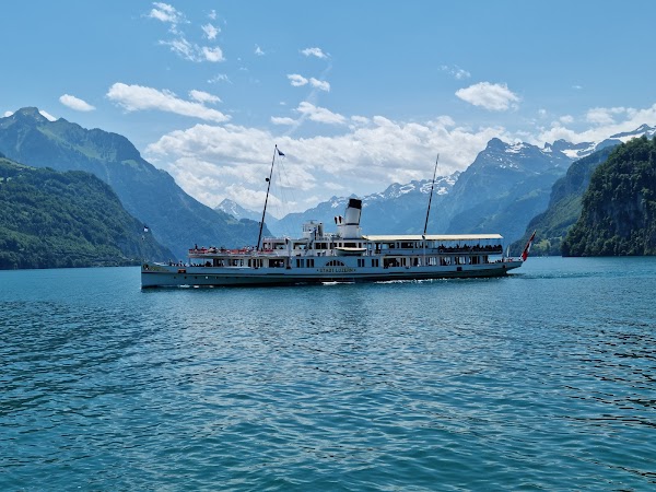 Brunnen