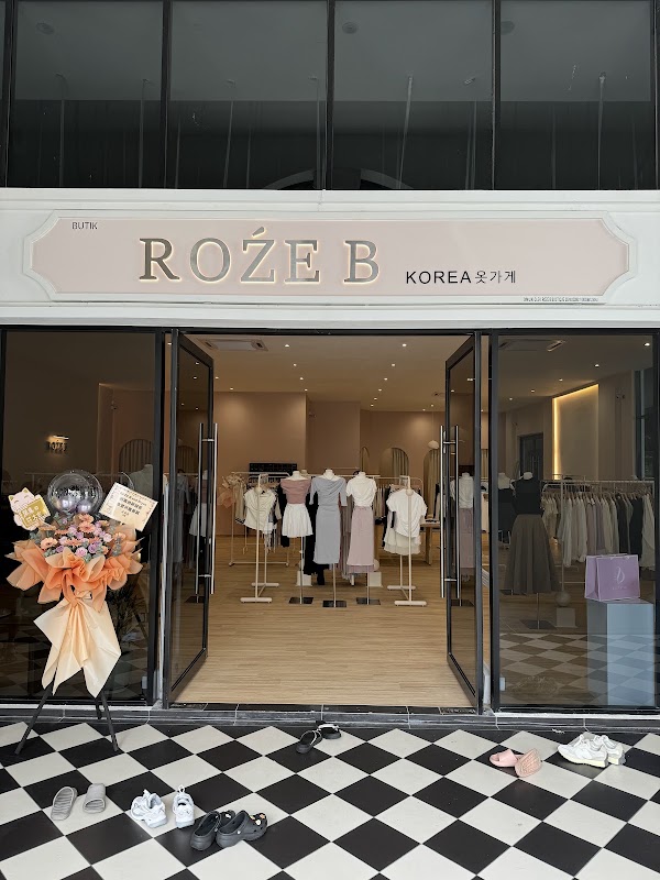 ROZE B Boutique
