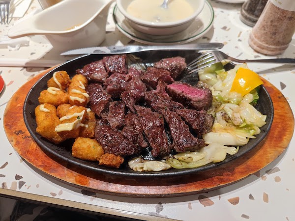 Tsui Wah Restaurant (Tsim Sha Tsui) 4