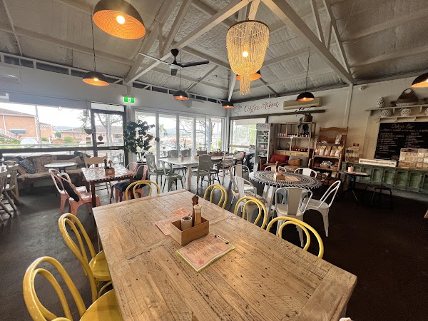 Daleys Kitchen & Juice Bar 1
