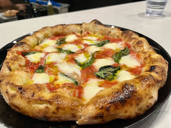 Sei Pizza Bar 4