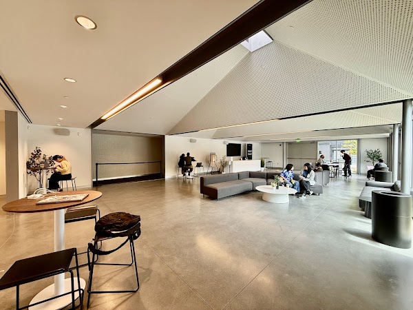 LUMA COFFEE LOUNGE 2