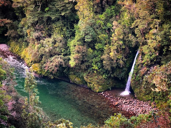 Waiohine Gorge Road 1