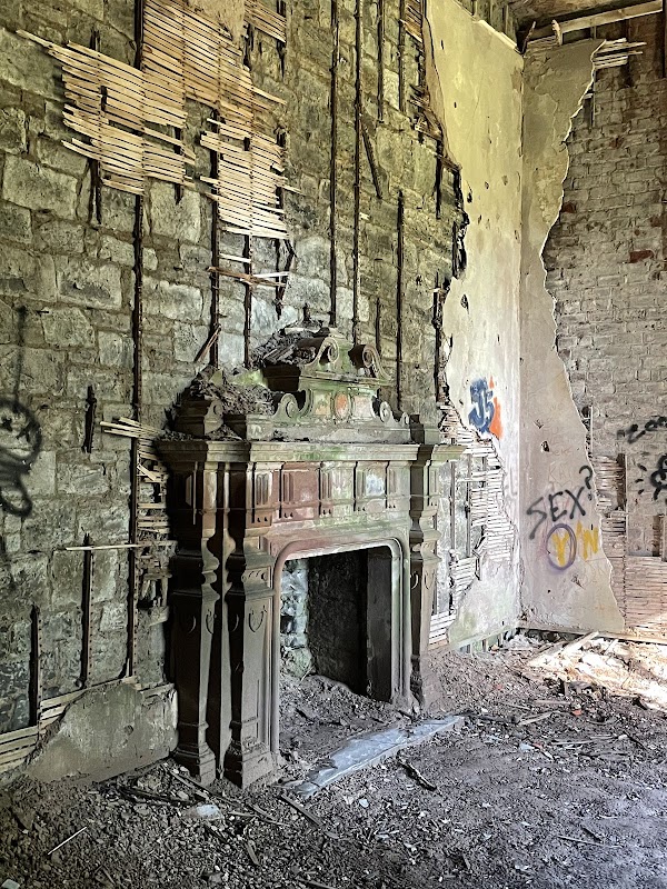 Buchanan Castle 4