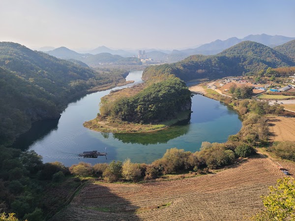 Yeongwol Korean Peninsula Cliffs Observatory