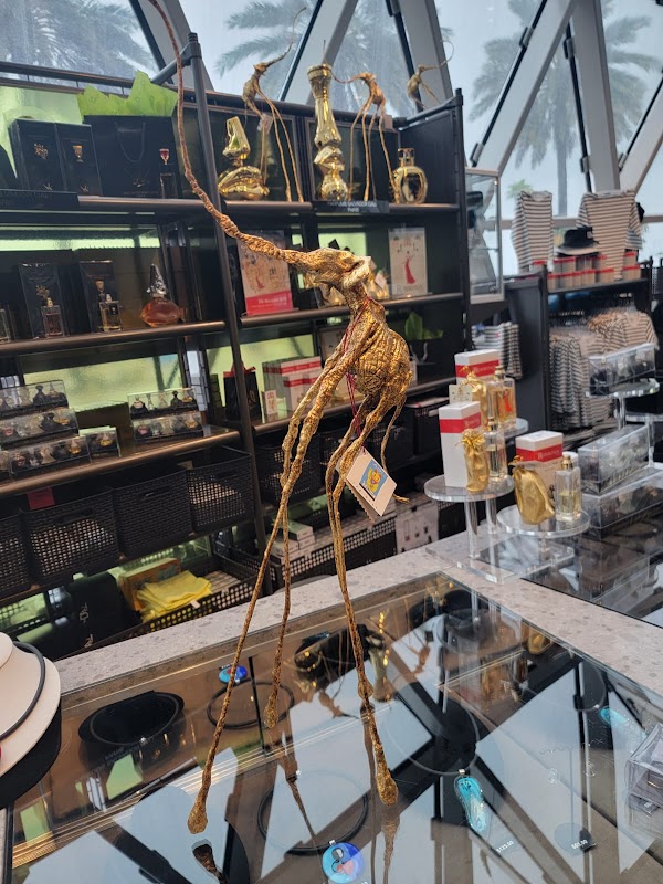 The Dali Gift Shop 5